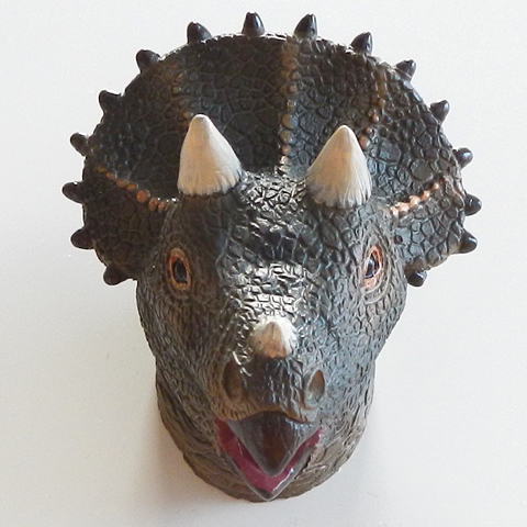 realistic magnett triceratops